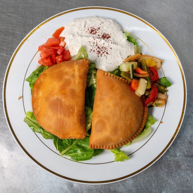 Meat Pie Tray - Serves 10.